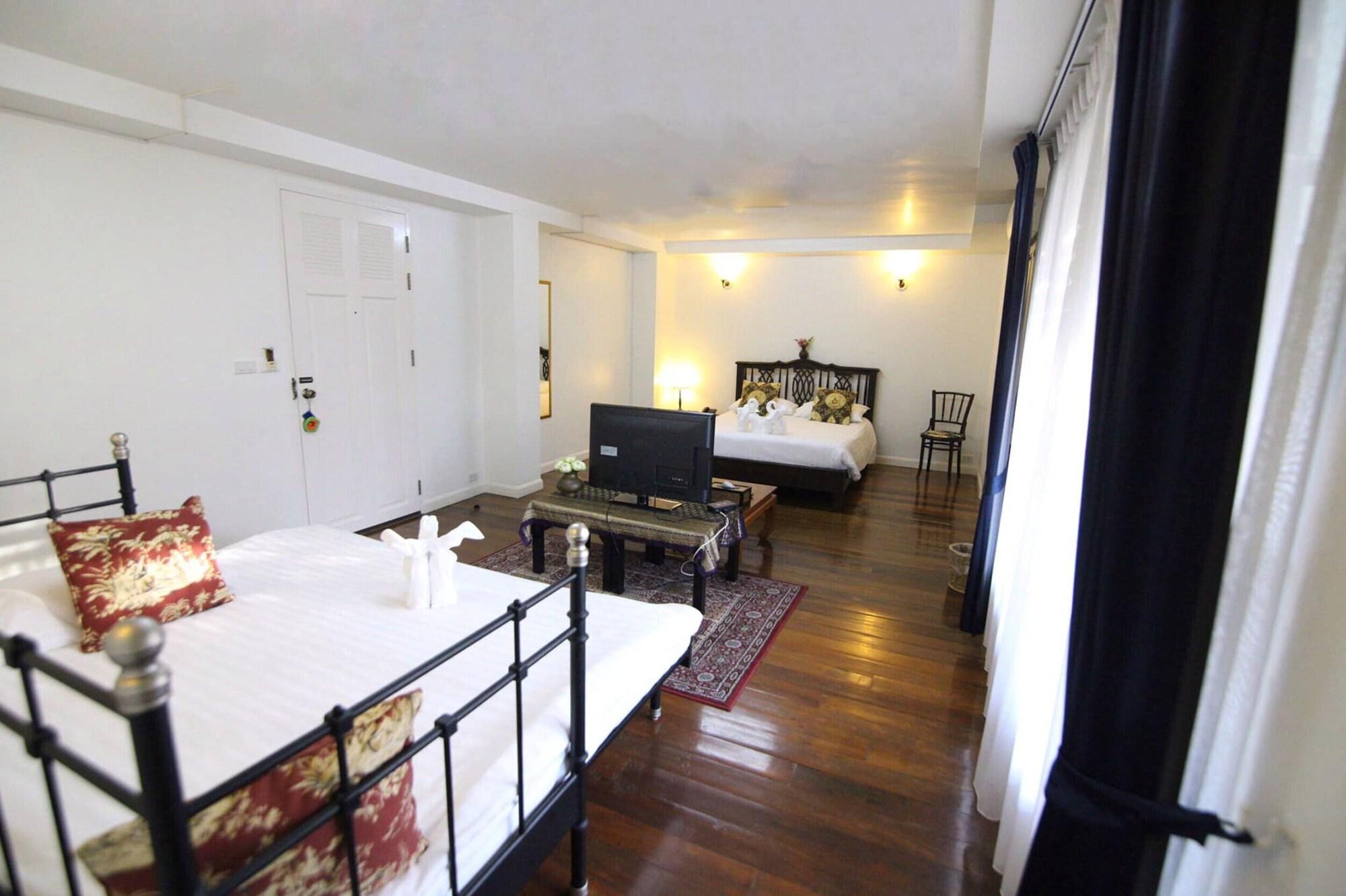 Ssip Boutique Dhevej Bangkok