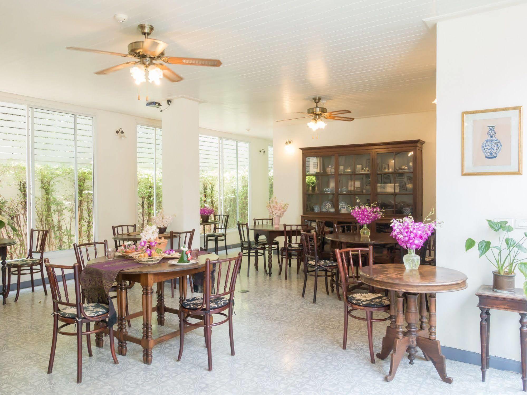 Ssip Boutique Dhevej Hotel Bangkok